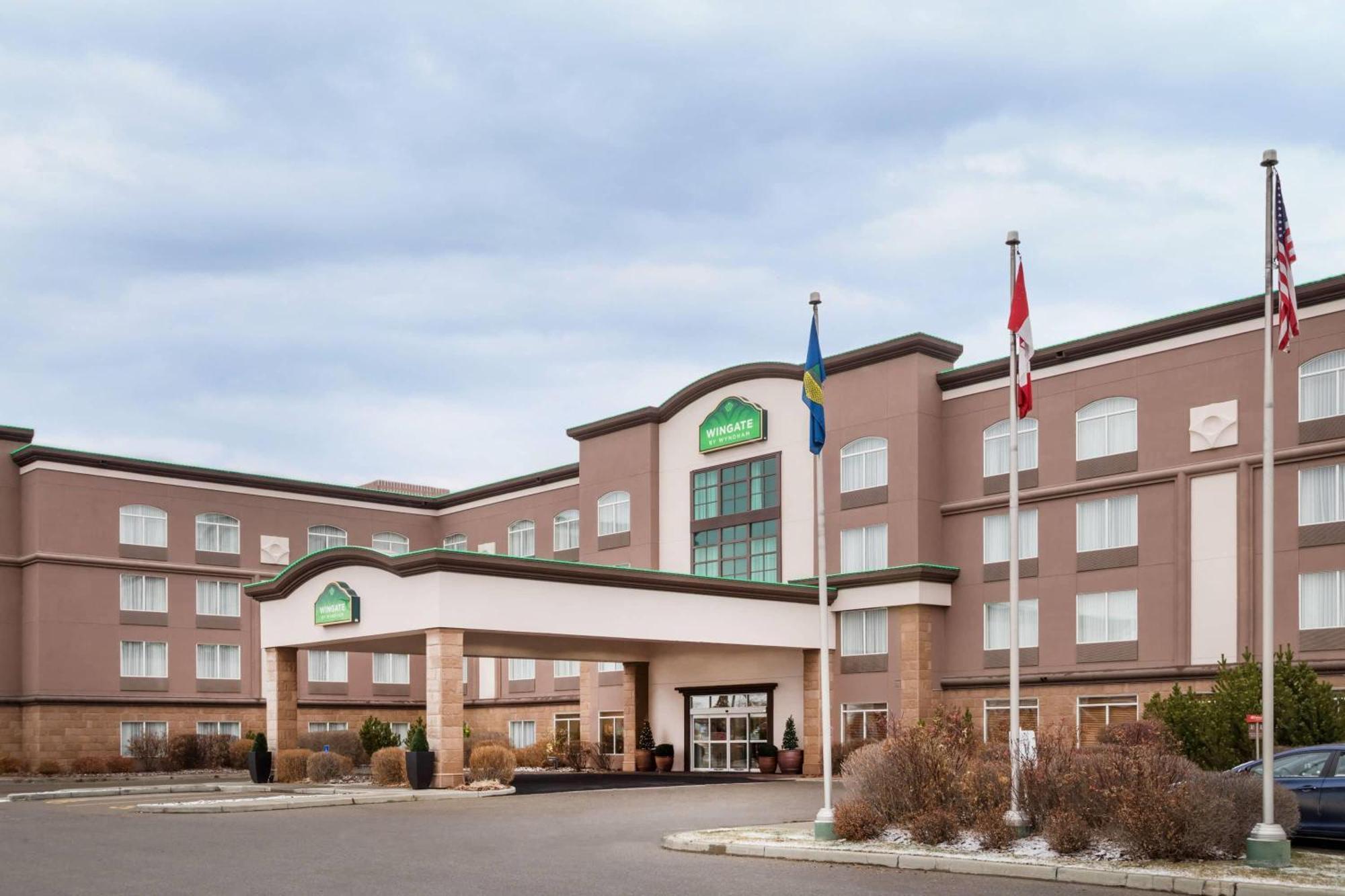 Wingate By Wyndham Calgary South Hotel Exterior foto